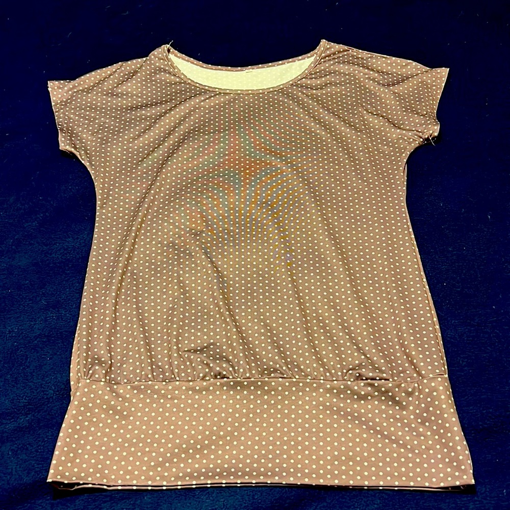 NWOT Silky polka dot blouse